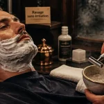 Comment se raser la barbe sans irritation : 5 étapes, rasoir et mousse